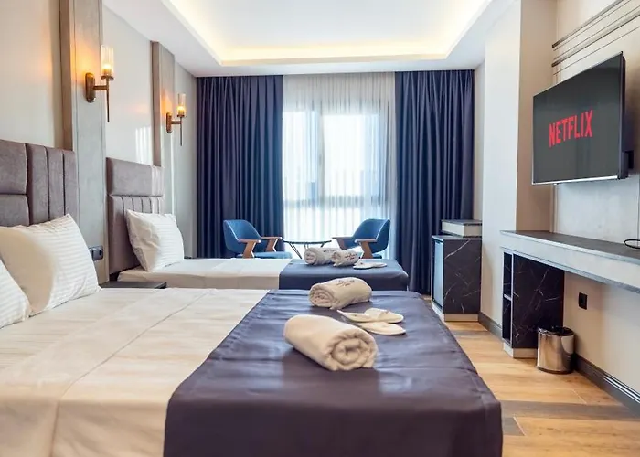 Modernlux Szálloda *